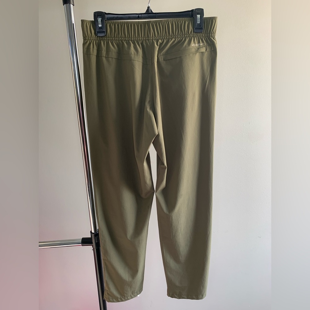 Eddie Bauer Women’s Olive Green Pants - Picture 7 of 9